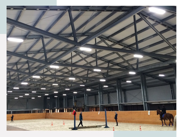 Строительство конных манежей от 623 руб в Моршанск