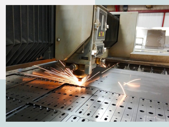 Лазерная резка металла в Моршанске от 623 руб.